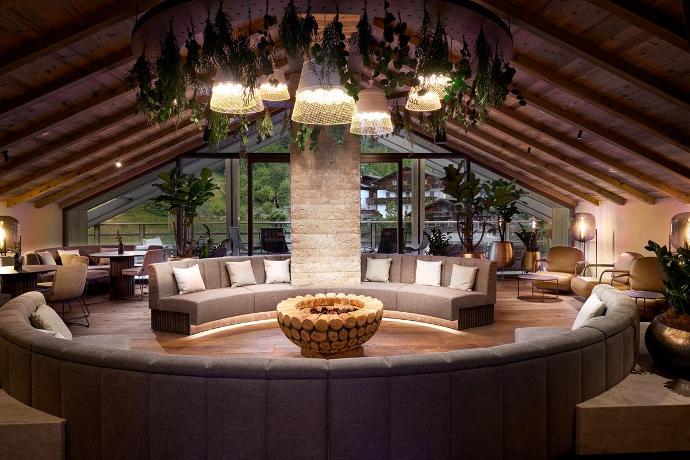 Domenica pendant light-Curarto designer lighting