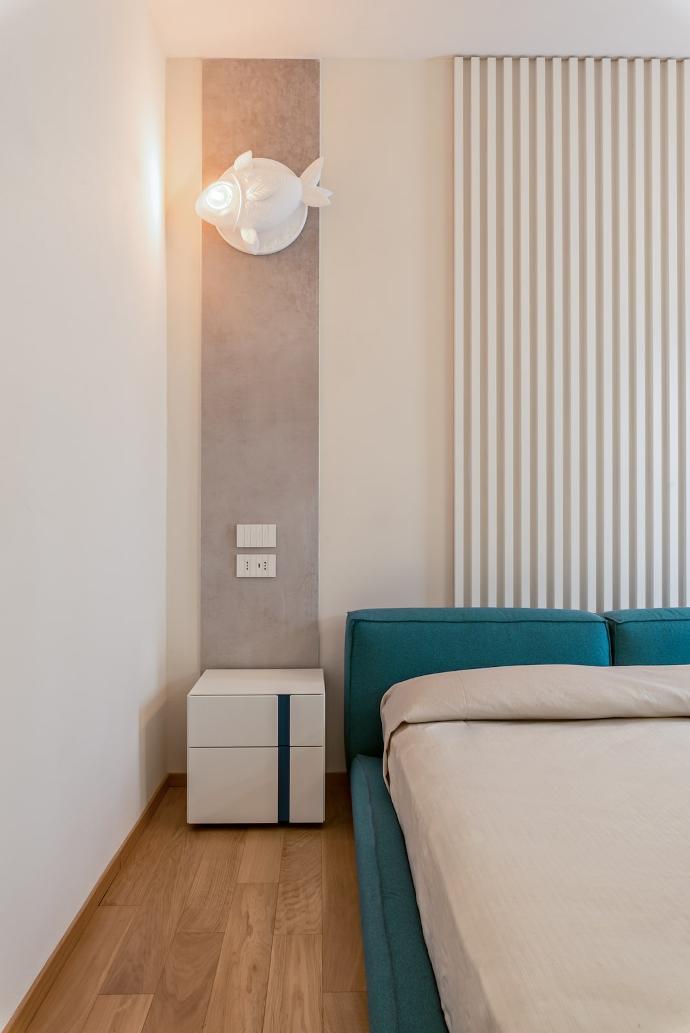 Aprile wall light-Curarto designer lighting