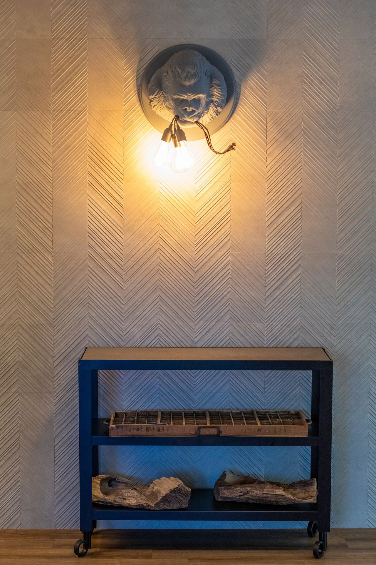 Ugorilla wall light-Curarto designer lighting