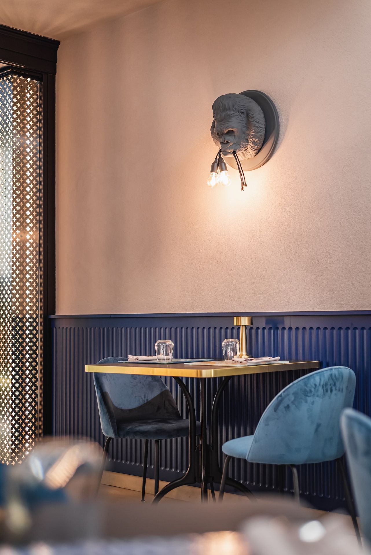 Ugorilla wall light-Curarto designer lighting