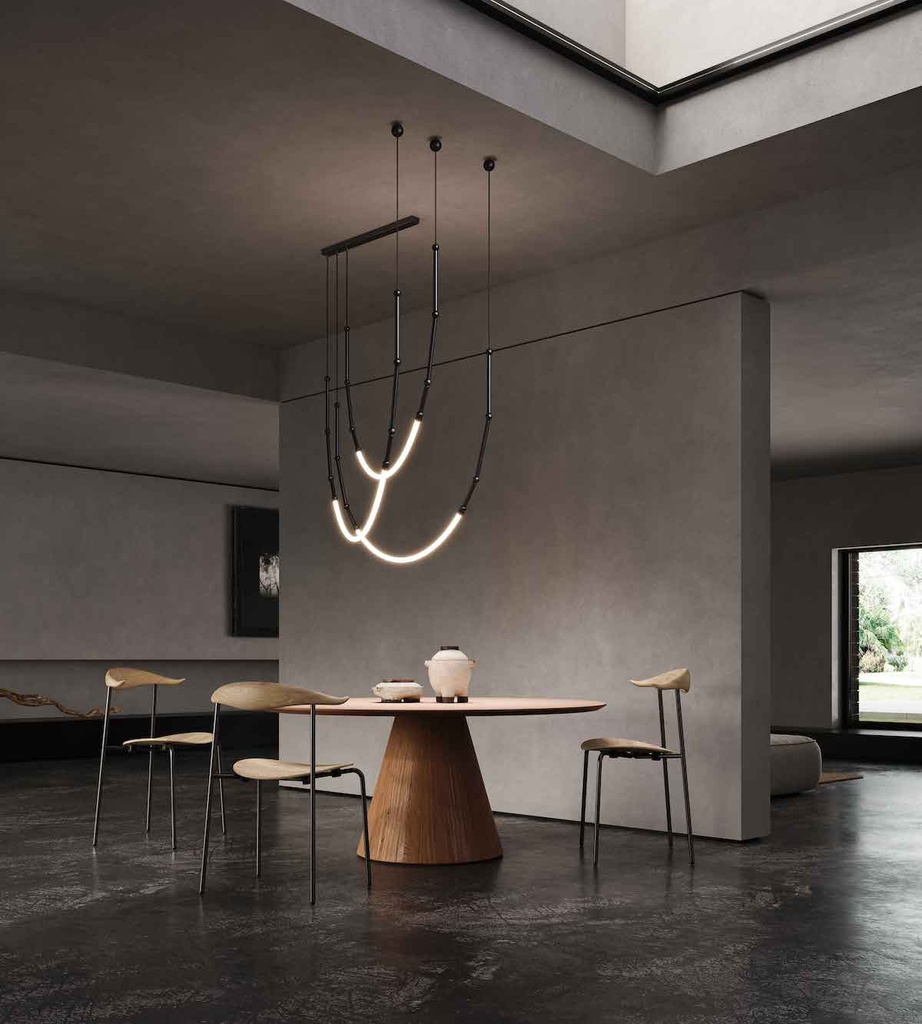 Curarto LEDA Pendant Light Trio Black in the dining room