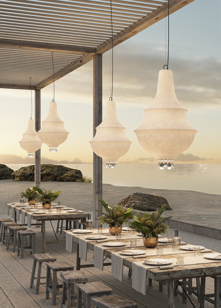 Curarto LADY D Outdoor Pendant Light on the wayside pavilion