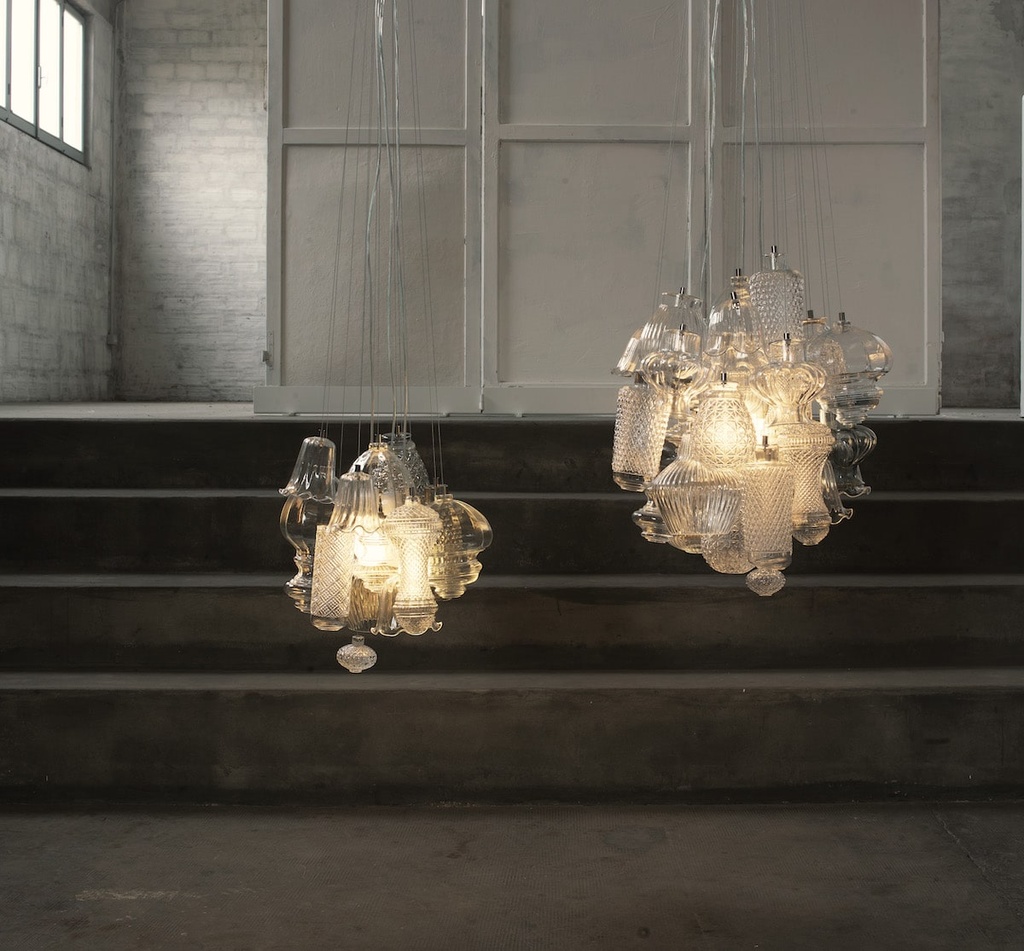 Curarto CERAUNAVOLTA Pendant Light in the hallway
